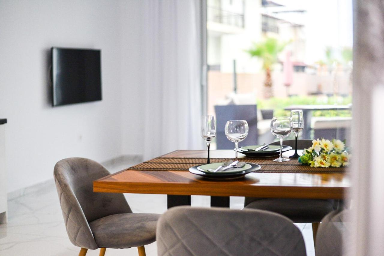 אורמוס פנגיאס Acrotel Porto Brava Luxury Villas מראה חיצוני תמונה